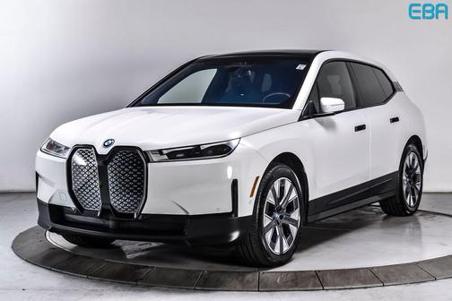 Alpine White 2024 BMW iX xDrive50
