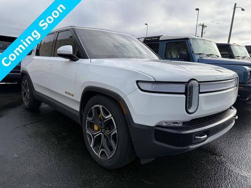 2023 Rivian R1S Adventure