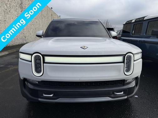 2023 Rivian R1S Adventure