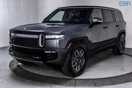 2024 Rivian R1S Adventure