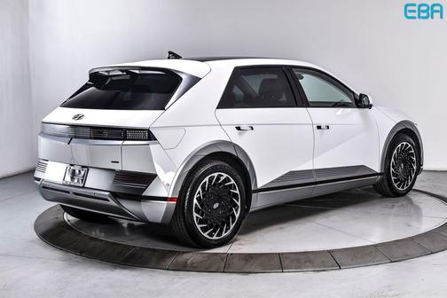 Atlas White 2024 Hyundai IONIQ 5 Limited