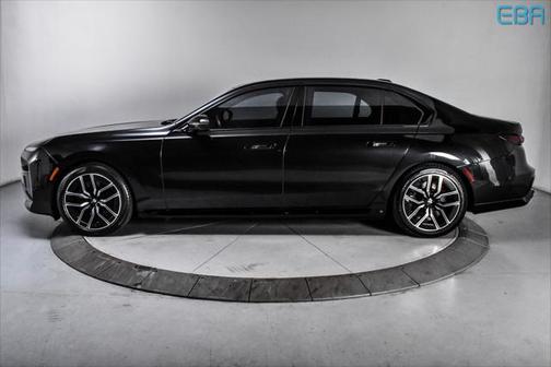 2023 BMW 760 i xDrive