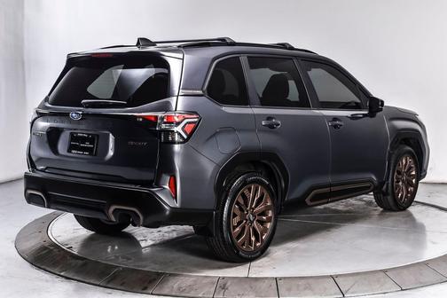 Magnetite Gray Metallic 2025 Subaru Forester Sport