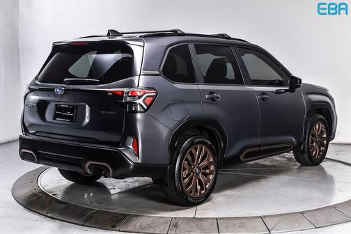 Magnetite Gray Metallic 2025 Subaru Forester Sport