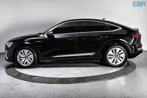 2022 Audi e-tron S Prestige