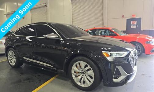 2022 Audi e-tron S Prestige