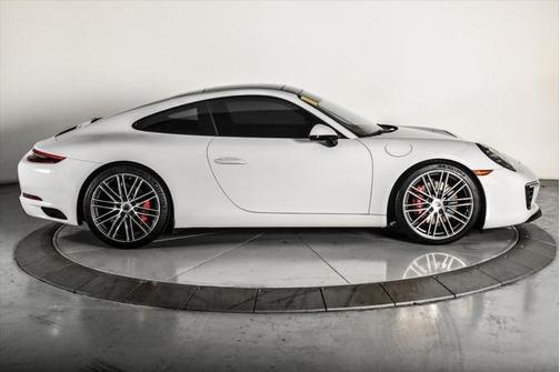 2018 Porsche 911 911 Carrera S