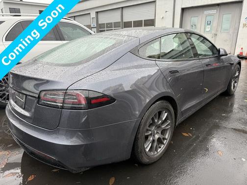 2022 Tesla Model S Base