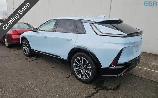 Nimbus Metallic 2024 Cadillac LYRIQ Sport