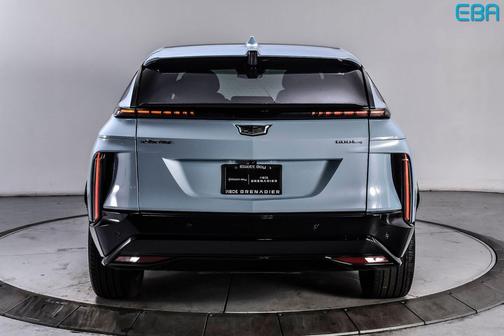 Nimbus Metallic 2024 Cadillac LYRIQ Sport