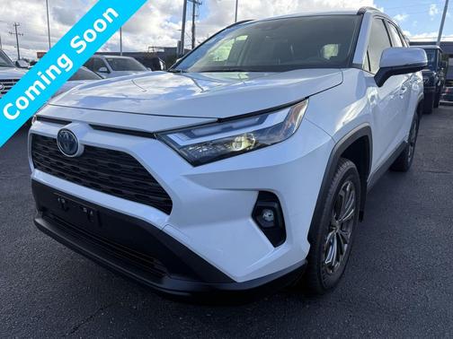 2024 Toyota RAV4 Hybrid XLE Premium