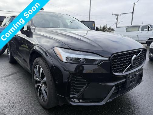 2025 Volvo XC60 B5 Plus