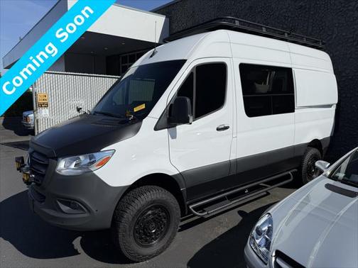 2022 Mercedes-Benz Sprinter 2500 Standard Roof