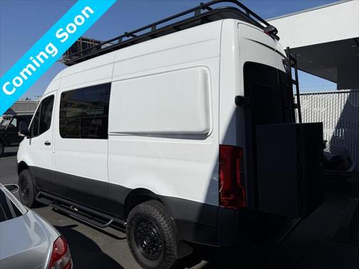 2022 Mercedes-Benz Sprinter 2500 Standard Roof
