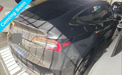 2024 Tesla Model Y Long Range Dual Motor All-Wheel Drive