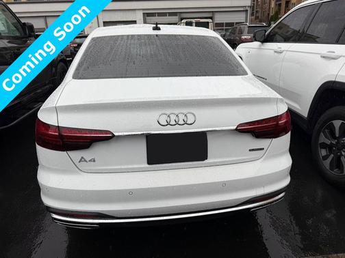 2022 Audi A4 45 S line Premium Plus