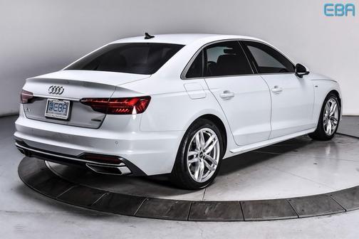 2022 Audi A4 45 S line Premium Plus