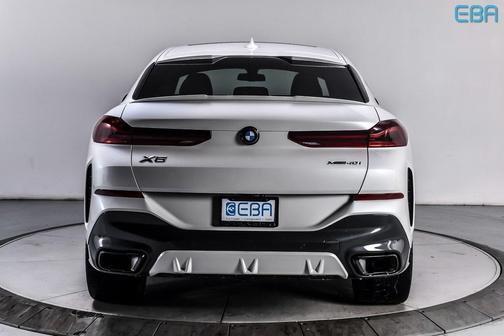 2023 BMW X6 xDrive40i