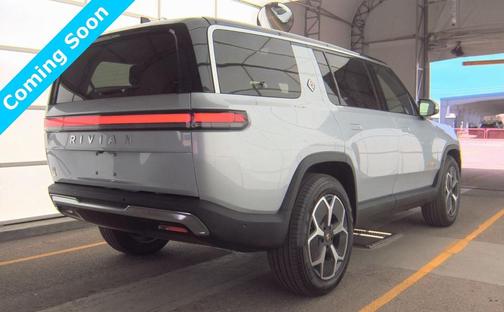 2023 Rivian R1S Adventure