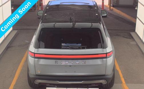 2023 Rivian R1S Adventure