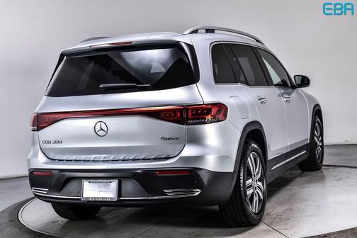 Iridium Silver Metallic 2023 Mercedes-Benz EQB 300 4MATIC