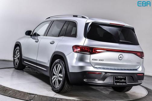 Iridium Silver Metallic 2023 Mercedes-Benz EQB 300 4MATIC