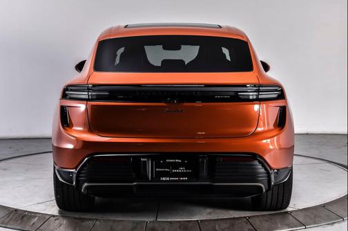 Papaya Metallic 2024 Porsche Macan Macan Electric Turbo
