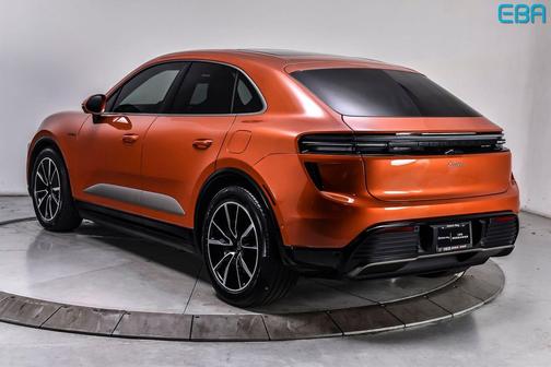 Papaya Metallic 2024 Porsche Macan Macan Electric Turbo