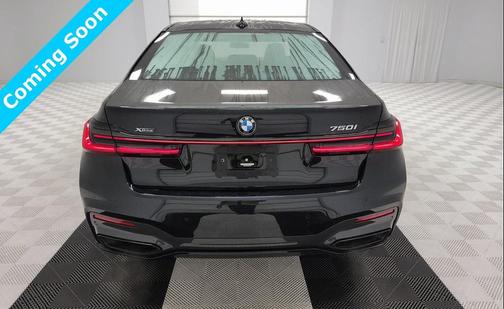 2022 BMW 750 i xDrive