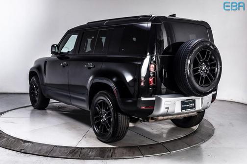 2025 Land Rover Defender 110 P300