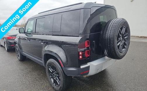 2025 Land Rover Defender 110 P300