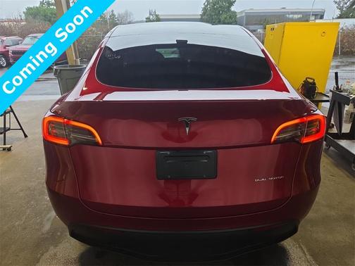 2024 Tesla Model Y Long Range Dual Motor All-Wheel Drive