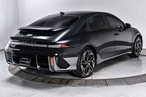 Digital Green 2024 Hyundai IONIQ 6 SEL