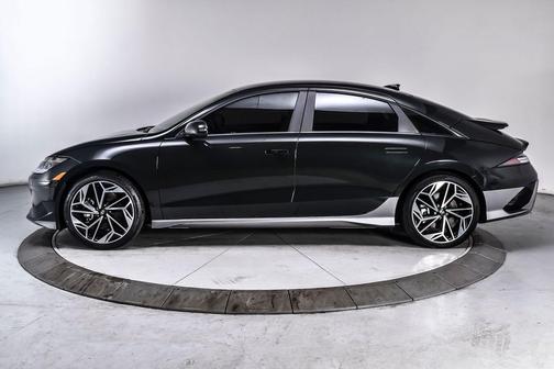 Digital Green 2024 Hyundai IONIQ 6 SEL