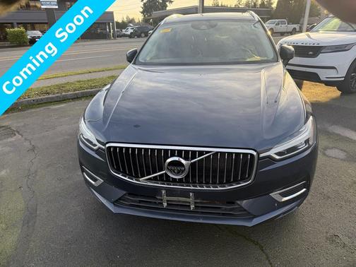 2018 Volvo XC60 Recharge Plug-In Hybrid T8 Inscription