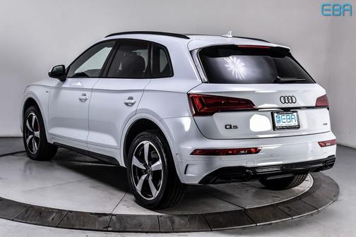 2024 Audi Q5 45 S line Prestige