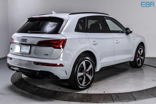 2024 Audi Q5 45 S line Prestige