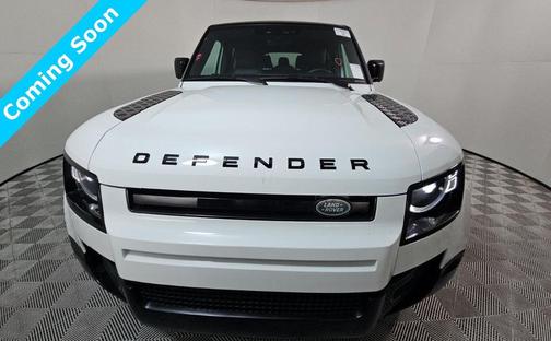 2025 Land Rover Defender 130 P400 X-Dynamic SE