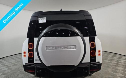 Fuji White 2025 Land Rover Defender 130 P400 X-Dynamic SE