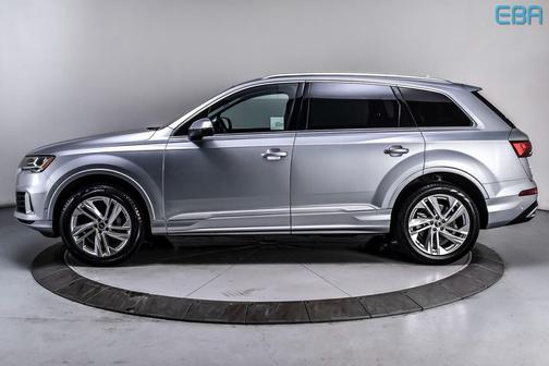 2022 Audi Q7 55 Premium Plus