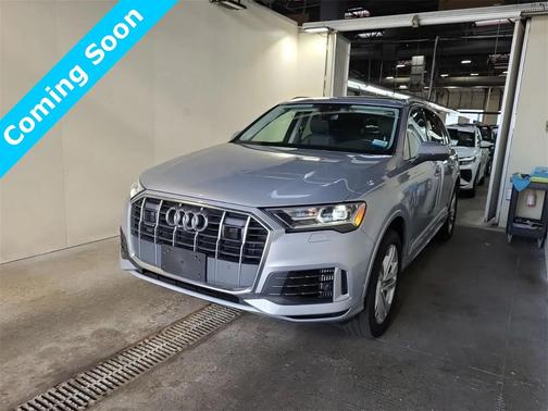 2022 Audi Q7 55 Premium Plus