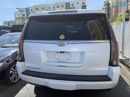 2017 Cadillac Escalade Platinum