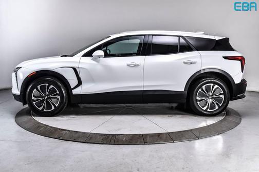 Summit White 2024 Chevrolet Blazer EV eAWD LT