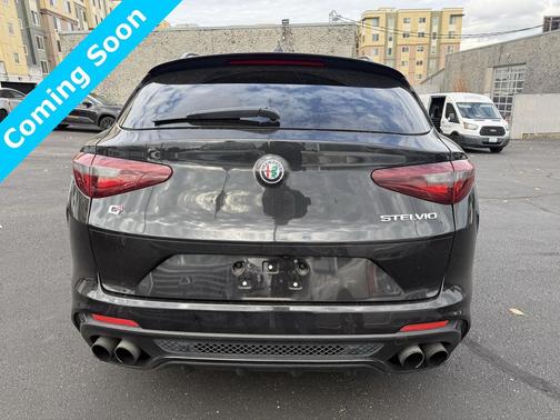 2019 Alfa Romeo Stelvio Quadrifoglio
