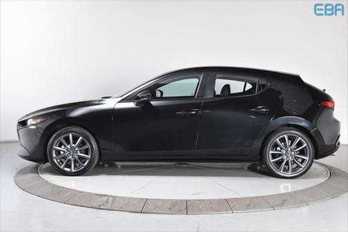 2023 Mazda Mazda3 FWD w/Preferred Package