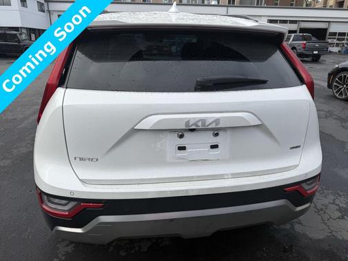 2023 Kia Niro Touring