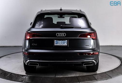 2022 Audi Q5 45 S line Premium Plus