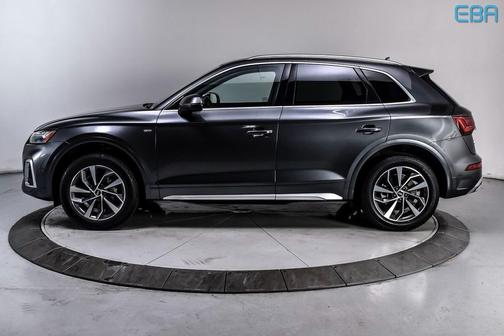2022 Audi Q5 45 S line Premium Plus