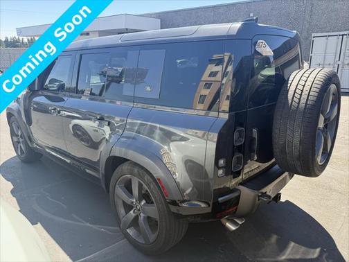 2022 Land Rover Defender 110 V8