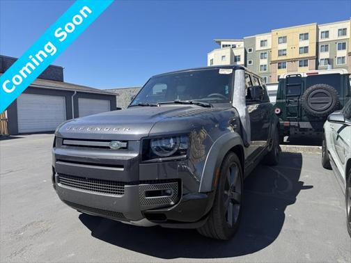 2022 Land Rover Defender 110 V8